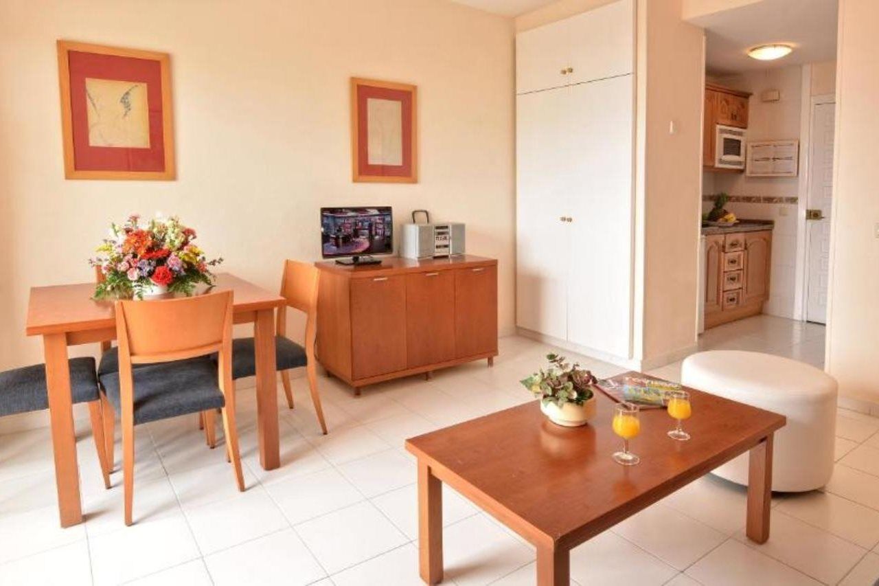 Clc Benal Beach Aparthotel เบนัลมาเดนา ภายนอก รูปภาพ